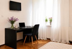 Madalinas House - Cozy Central 2-Bedroom Apartment