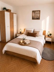 Madalinas House - Cozy Central 2-Bedroom Apartment