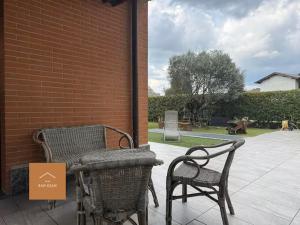 Large apartment with private garden