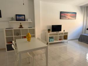 CoCoHomes Close to the beach Private Parking
