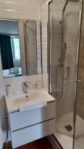 Sormano Apartments - THE V Collection