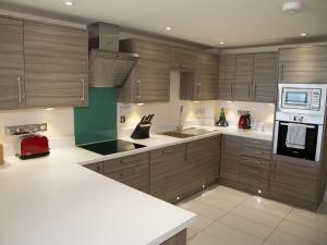 Apartment 5 Latitude 51 Westward Ho!