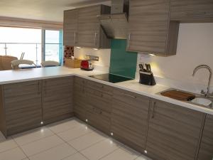 Apartment 5 Latitude 51 Westward Ho!