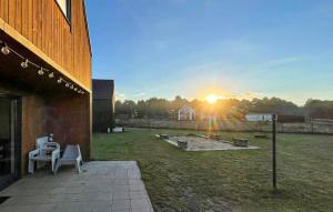 Gorgeous Home In Slajszewo With Wifi