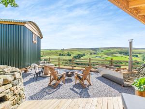 Flossys Hut - Uk43675
