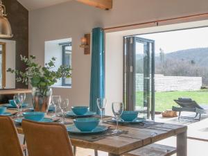 The Pendre Longbarn