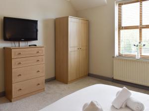 Ty Fynnon Cottage-Uk2786