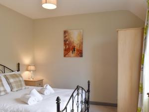Ty Fynnon Cottage-Uk2786