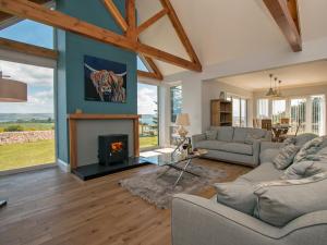 Quarter Acre House
