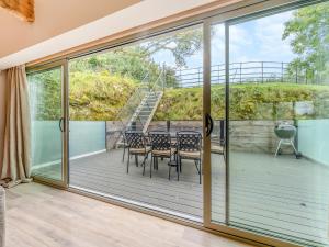 Property 4 - Uk44924