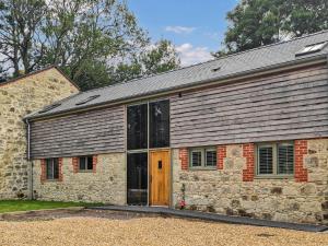 Property 4 - Uk44924