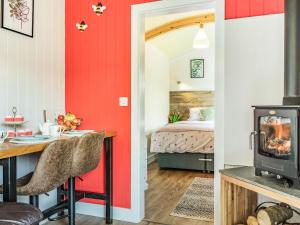 Ponsford Ponds - Goosedown Lodge