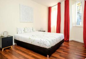 Sky View Apartment