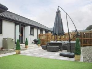 4 Mote View-Uk37497
