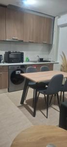 315 Gea Flat