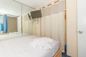 Oceanfront Escape Near Boardwalk & Sky Wheel Yachtsman 805