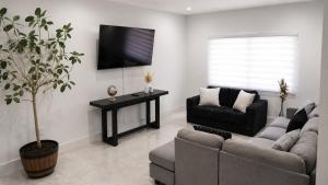 Modern 2BR in Miami - Centrally located - Free On-Site Garage Parking - FIFA World Cup