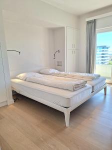 BEL AIR HOLIDAY - Spacious 1-bedroom apartment with sea view T134