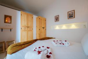 Riad de Luxe Privé avec piscine, 2 terrasses & Petit Déjeuner inclus