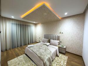 Architectural Elegance - A New 3-Bedroom Jewel - 8