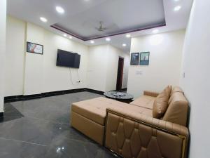 Homlee-Elegance-2BHK Flat -LIFT-Central Delhi