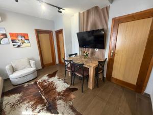 Sunny hill Apartment