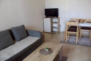 Holiday Home Apartman Aco