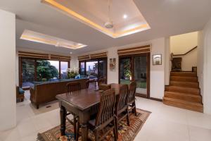 Pool Villa Hill Home