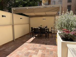 Apartment with Terrace Colosseum