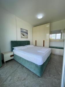 Lalzi Bay Lura Getaway