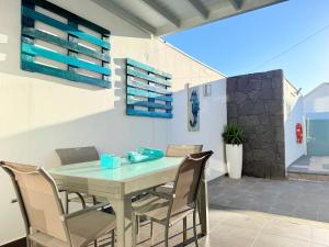 Villa Grey by Vulcano Homes