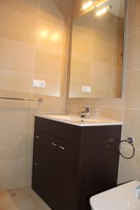 English Way Rooms