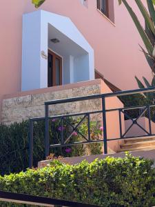 Leste Luxury Homes