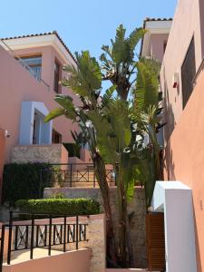 Leste Luxury Homes