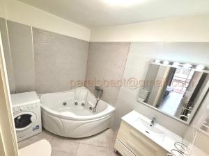 Paraiso Apartment 1km walk to beach