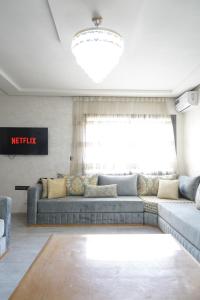 Appartement à 5 minutes de la corniche 27