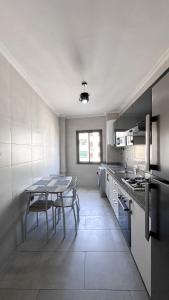 Appartement à 5 minutes de la corniche 27