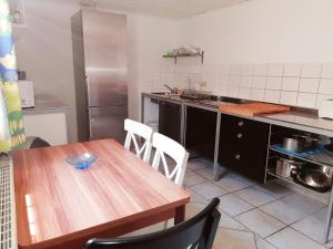 Souterrain Monteur Arbeiter 2-Zimmer Wohnung Kassel