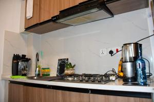 Muezza Home