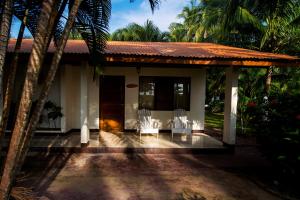 Tides Oceanfront Resort