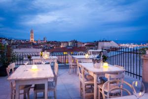 103 luxury room in heart of Split w roof terrace
