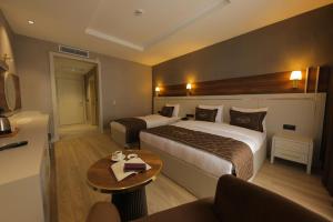 Roccia DownTown Otel