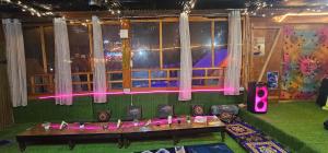 Kasol Shalom Camps & Cafe