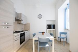Pozzallo yellow house,5dal mare