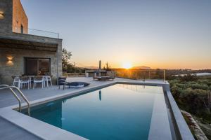 Carob Luxury Villas