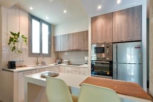 Discover Athens from an Upscale flat in Koukaki!