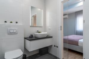 FELIS Seaview apartment by the beach - Duće