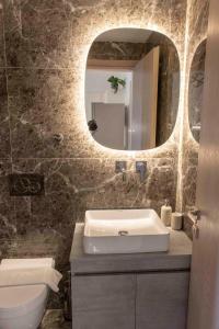 Iris One - Near Acropolis - New, Luxurious and Cozy