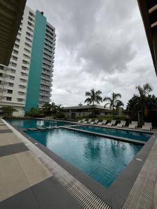 Haileys Place Unit 3B