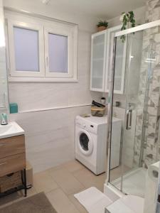 Anita Apartment - Fast City Access - Free Parking